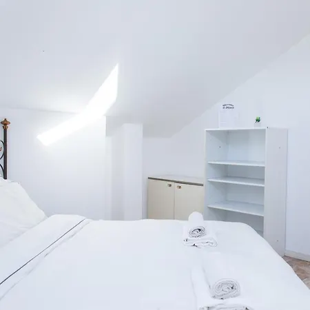 Lejlighed Skyview - Penthouse Few Steps From Metro *